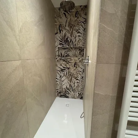 Casa Leo アルジェーニョ